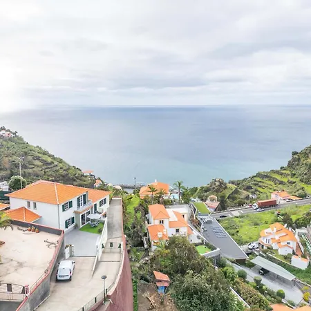 Emilia By Atlantic Prázdninový dům Calheta (Madeira)